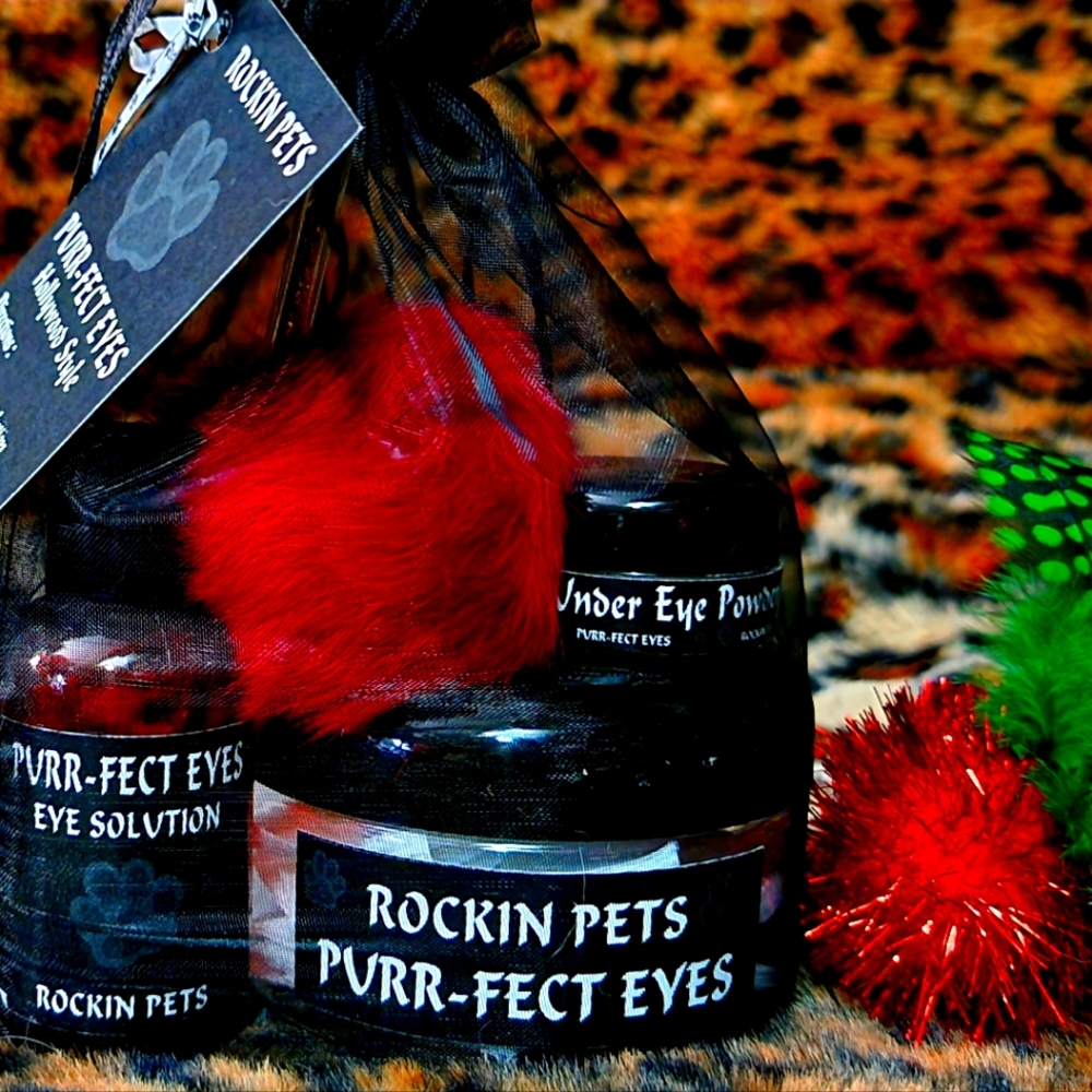 Cat Eye Wipes Stain Remover w Cherry Toy